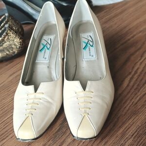 Vintage Ross Hommerson Shoes Womens  Pumps Heels Beige yellow trim, 8.5N